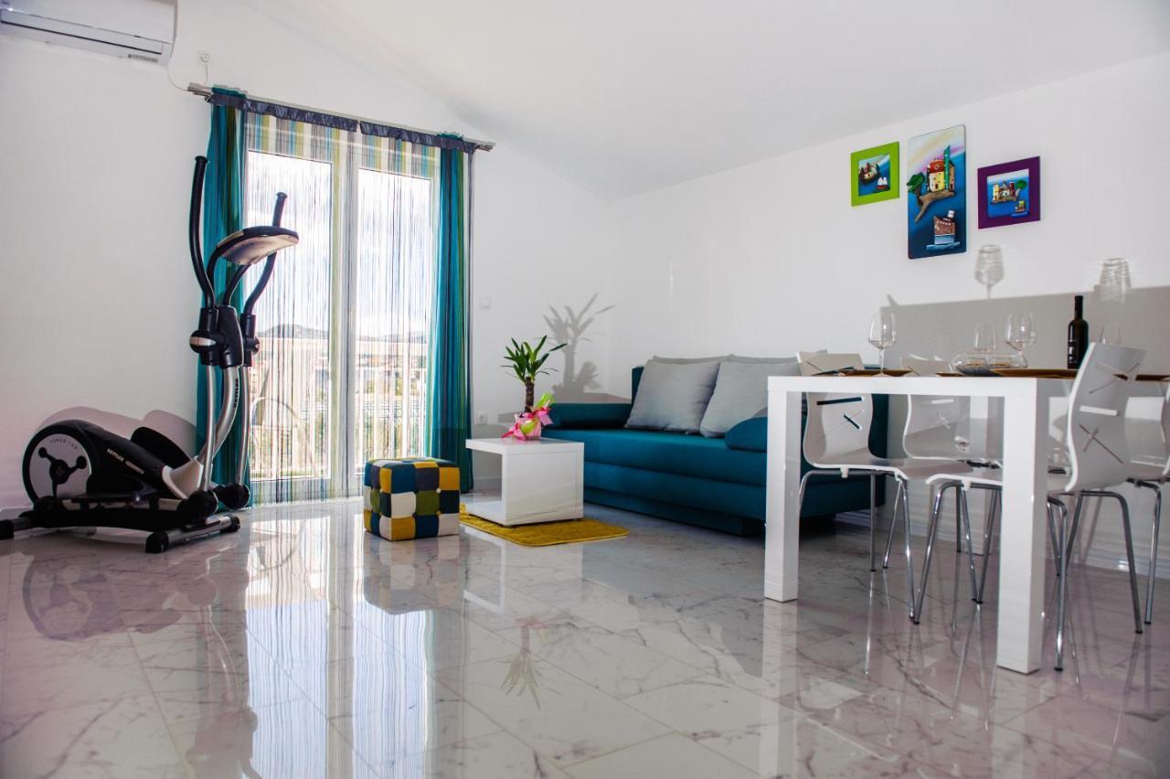 Apartman Sunny Vacay คาชเตลา ภายนอก รูปภาพ